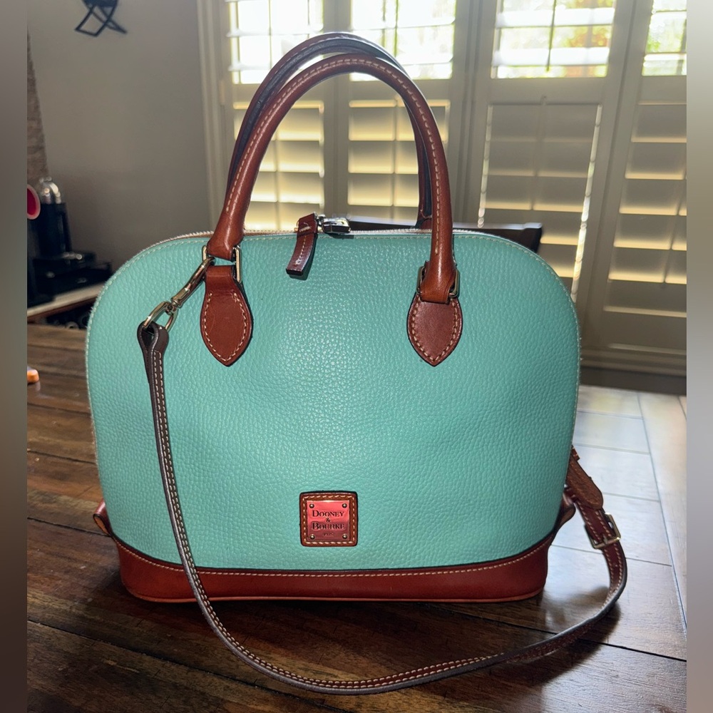 Downey & Bourke Pebble Leather Zip Sachel- Teal.  Great condition